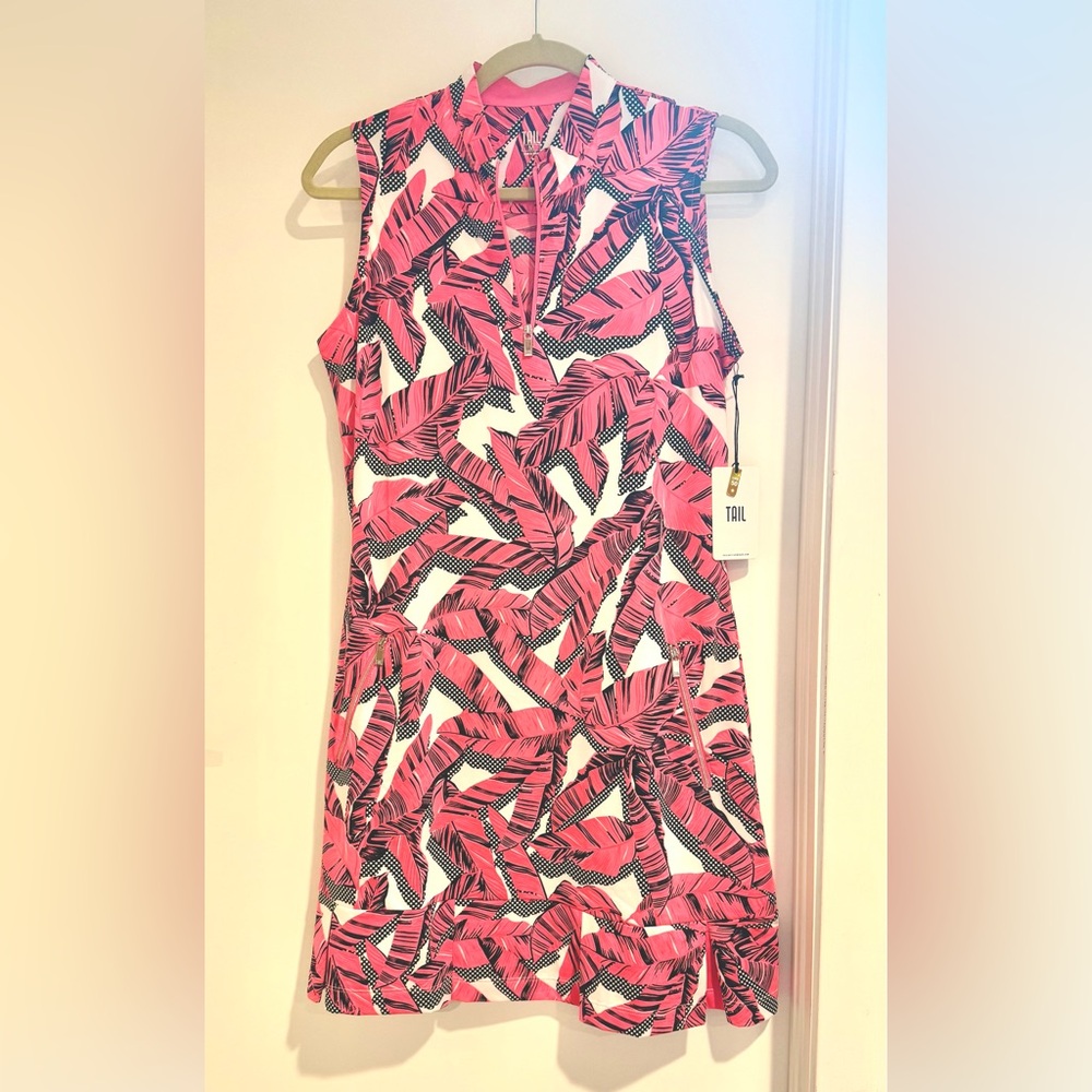 NWT Tail Hot Pink and Black Leaf Print Golf Dress